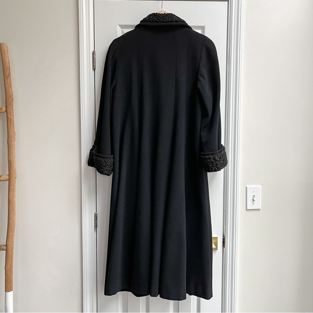 🚫SOLD🚫 [vintage] curly lambswool longline coat 1980s black - Picture 2 of 11